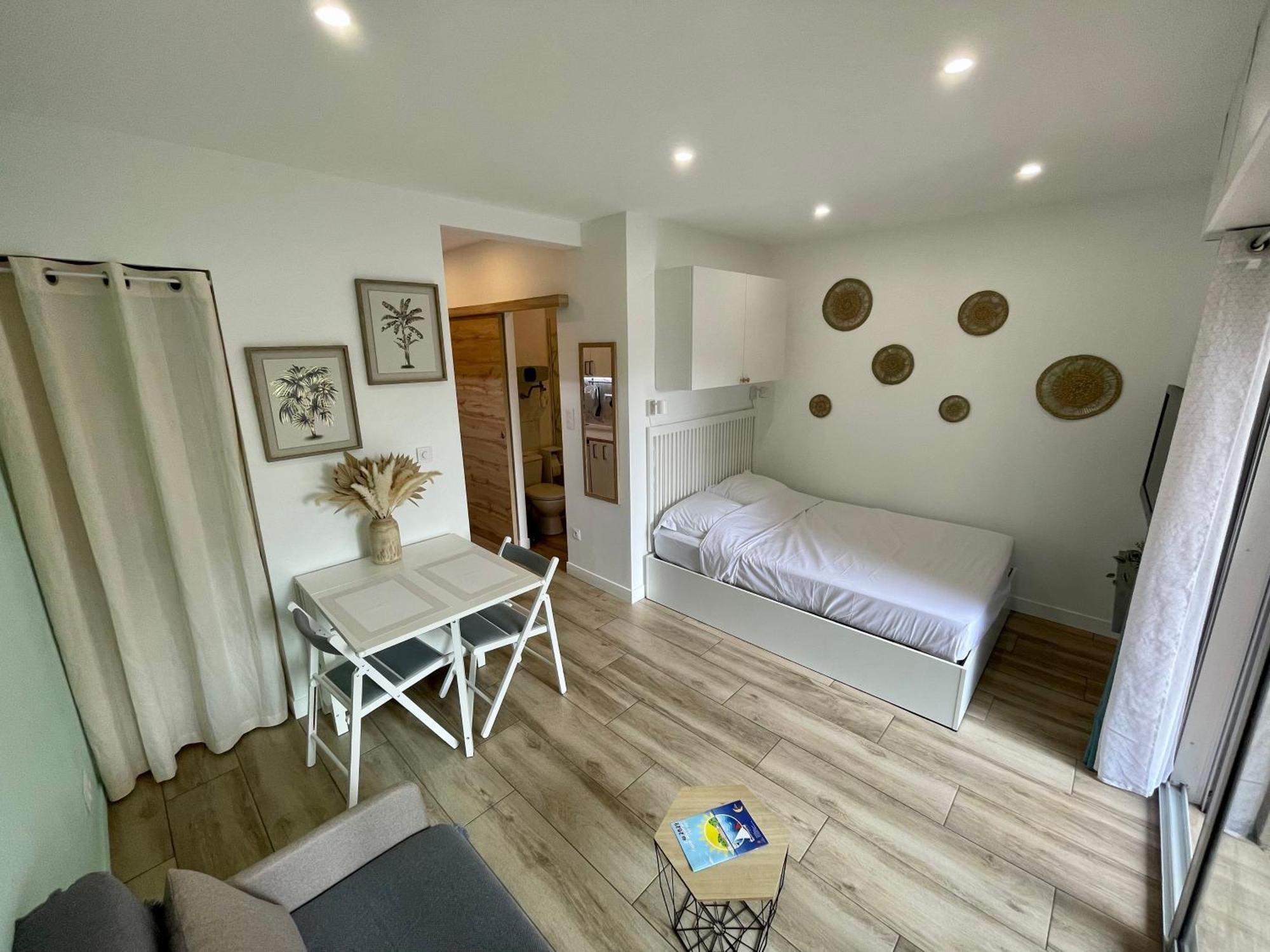Superbe Studio Avec Terrasse Proximite Plage Saint-Mandrier-sur-Mer Exterior foto